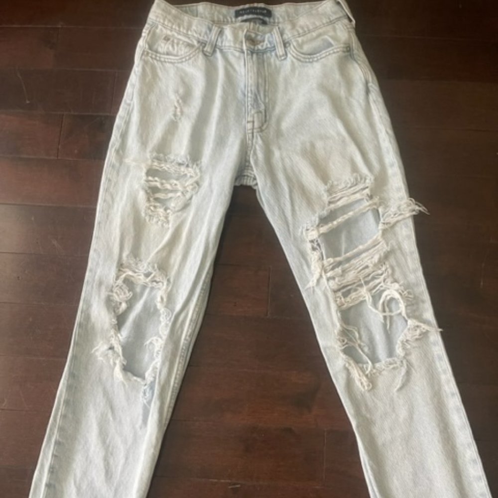 Aeropostale Ripped Mom Jeans